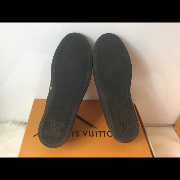 100%Authentic Louis Vuitton Black Sprinter Sneaker - Picture 5 of 8